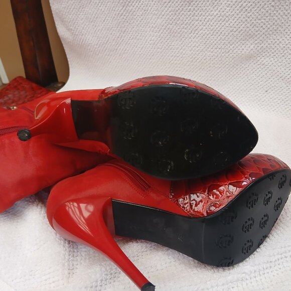 Over-the-knee tall leather boots. New and Unworn. - Picture 3 of 8